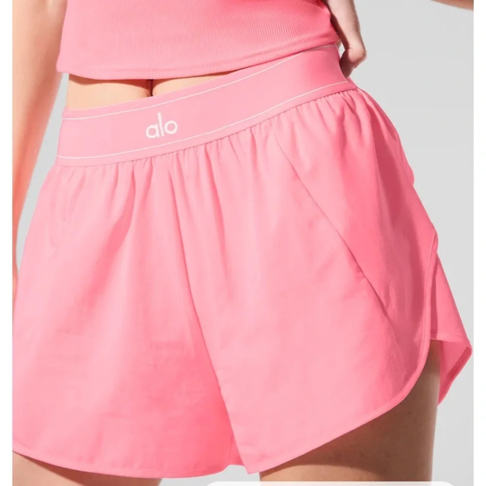ALO YOGA Bubblegum Pink MATCH POINT SHORTS NWT AUTHENTIC SAME DAY SHIP - Picture 5 of 9